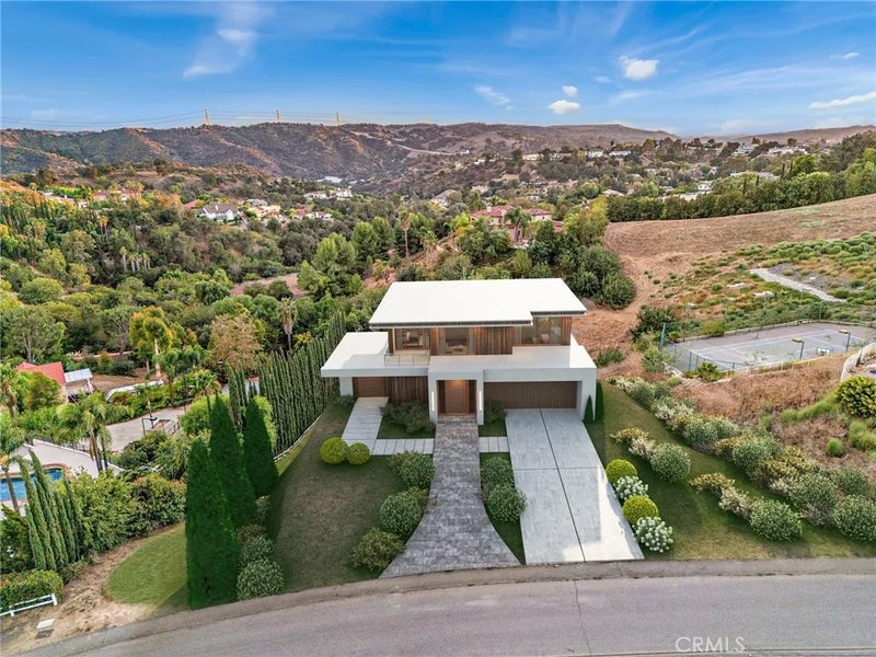 2182 Indian Creek