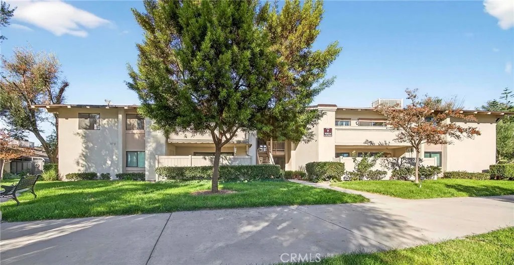 13624 La Jolla Circle H