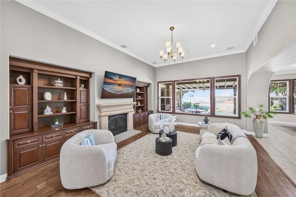 2291 Milano Terrace