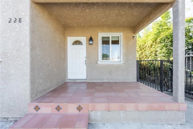 228 N Alexander Avenue