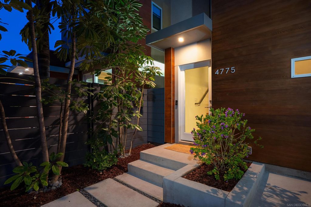 Photo of 4775 Long Branch Avenue, San Diego, CA 92107 (MLS # 260002892)