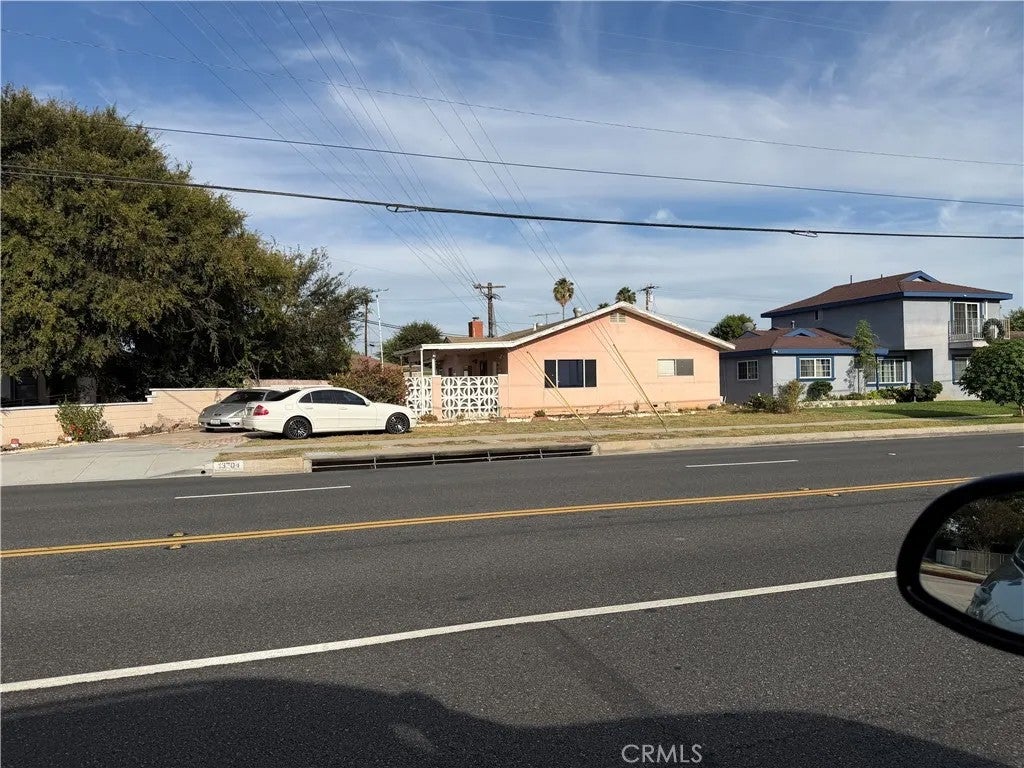 13704 Clark