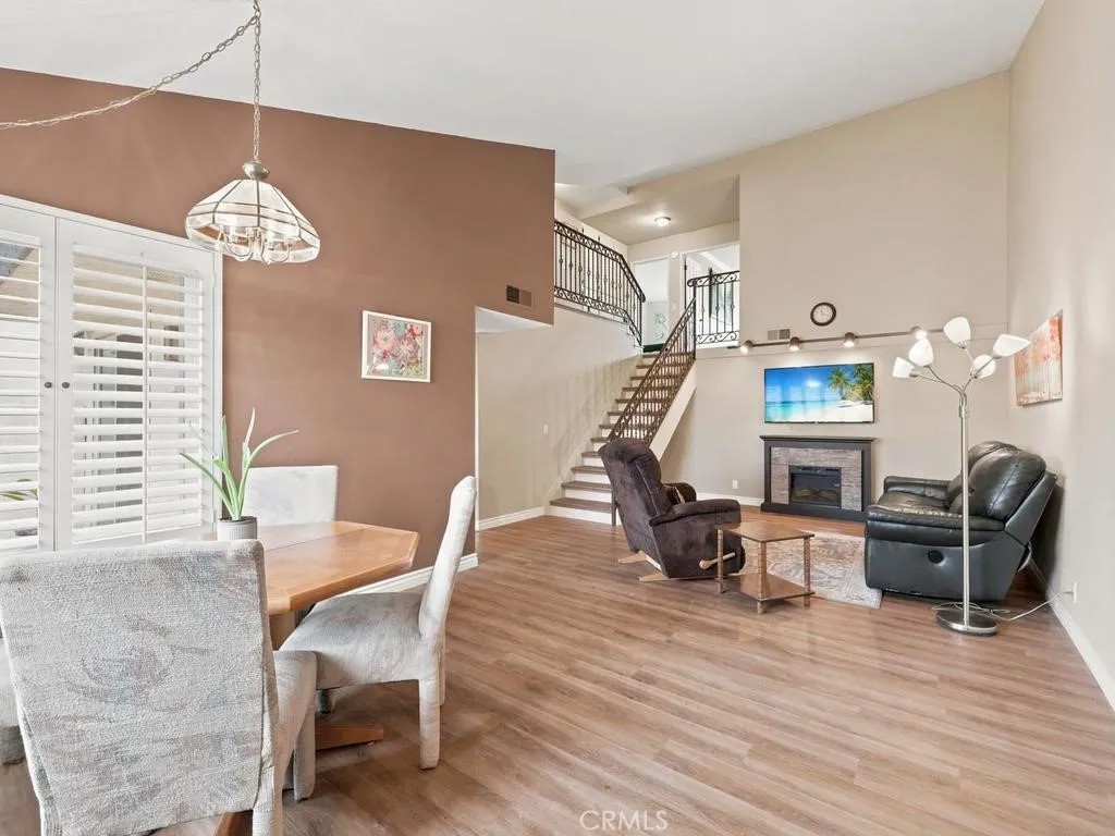 5798 La Jolla Way