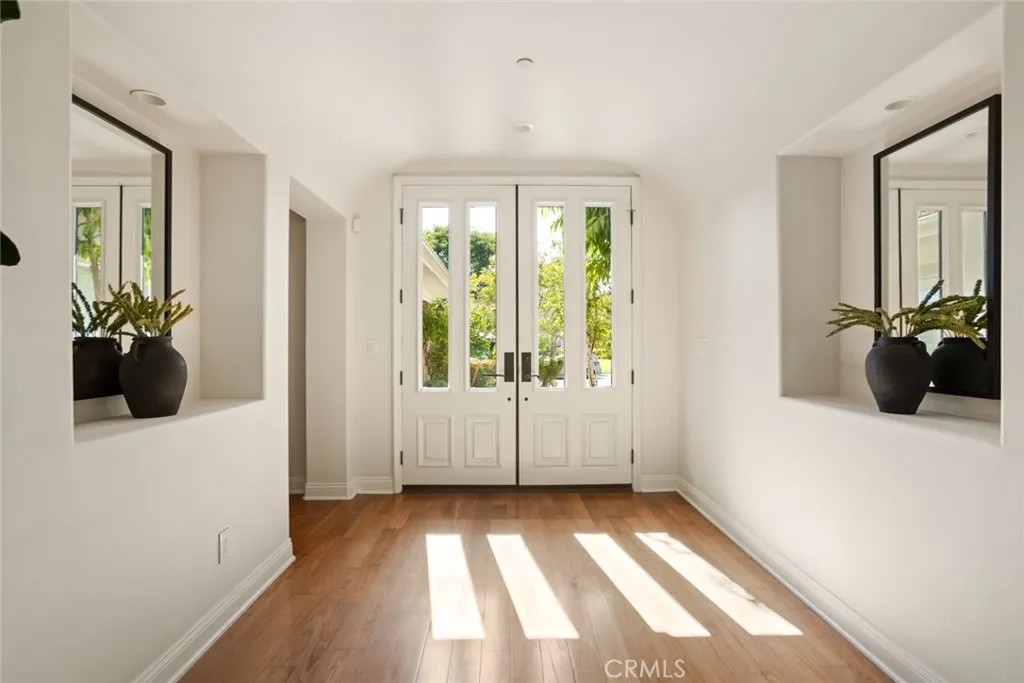 18 Indigo Way