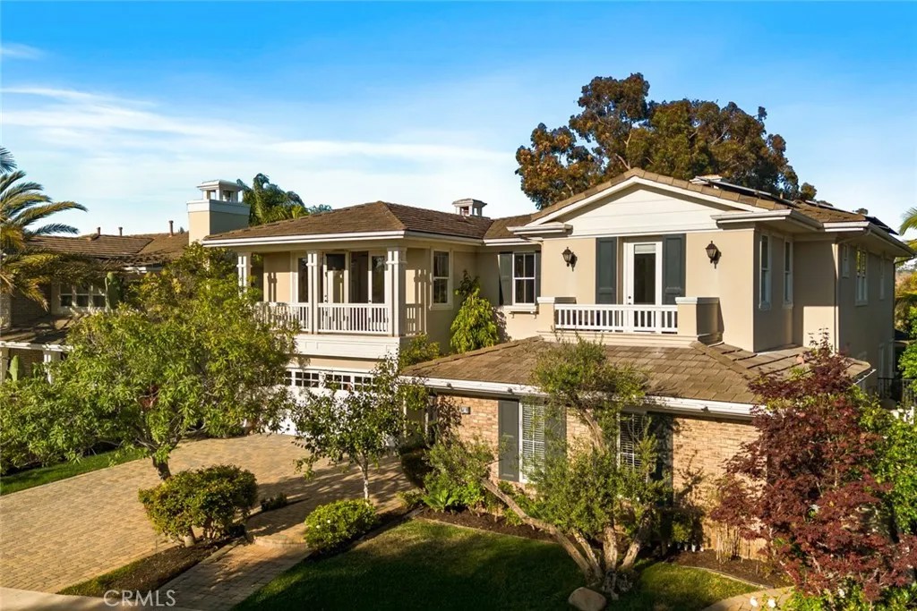 18 Indigo Way