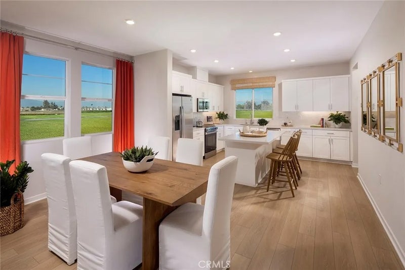 12829 Glacier Way