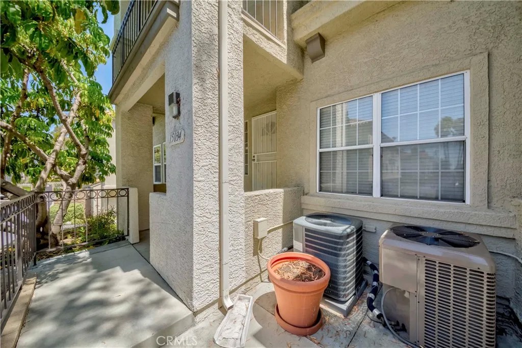15034 Ocaso Avenue