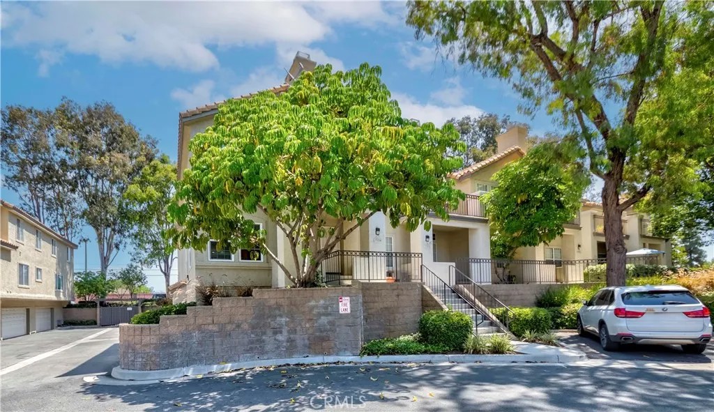 15034 Ocaso Avenue