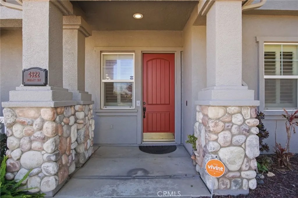 4822 Durant