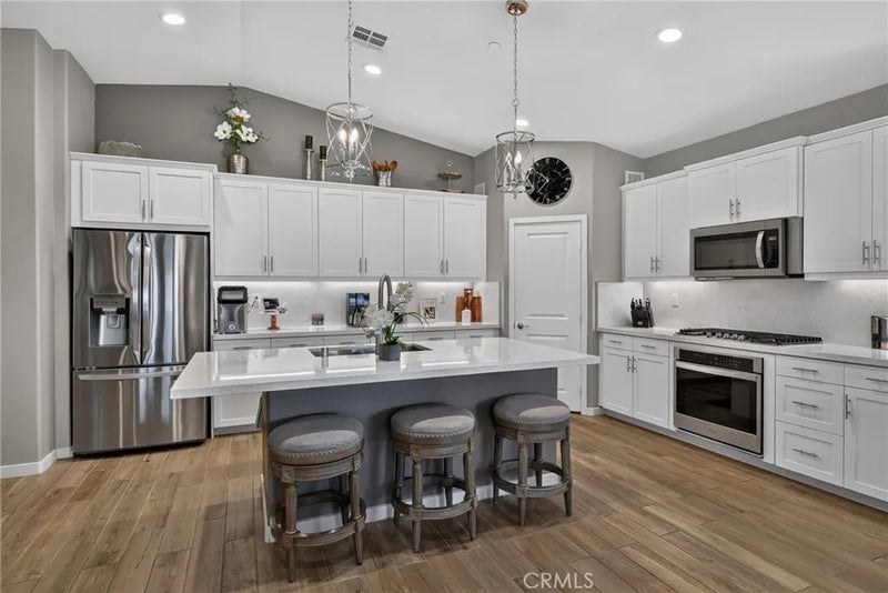 30940 Foxhollow