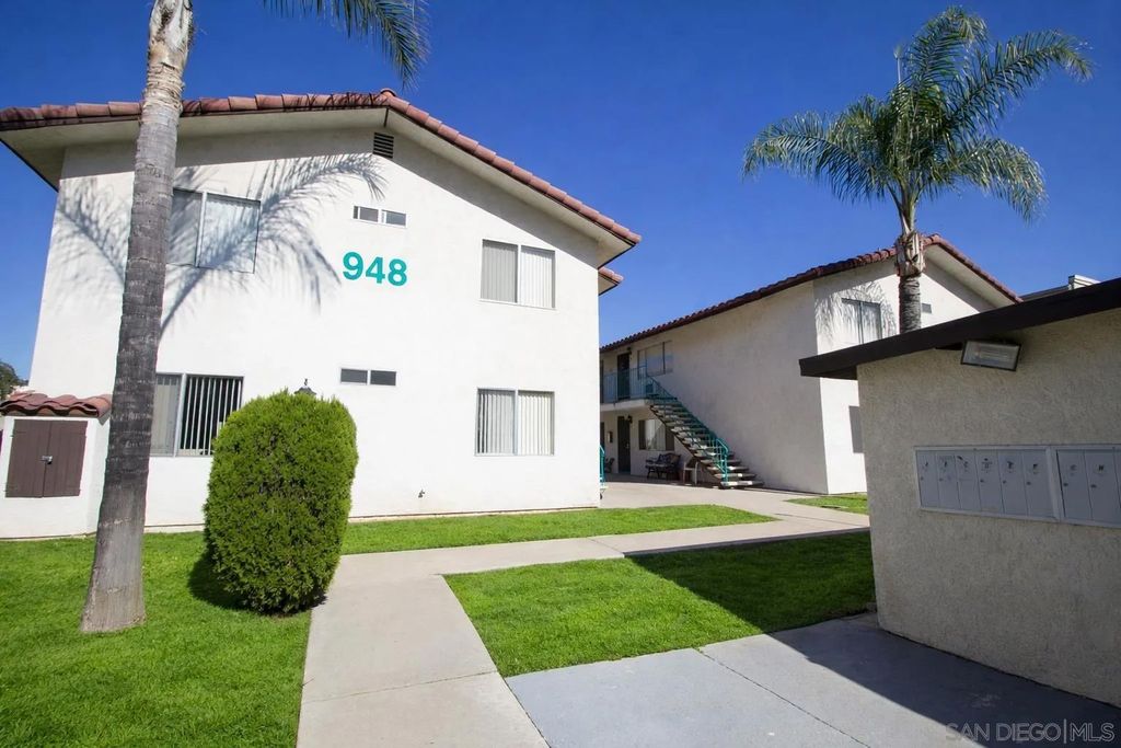 Photo of 948 Chase Ave #I, El Cajon, CA 92020 (MLS # 260007368)