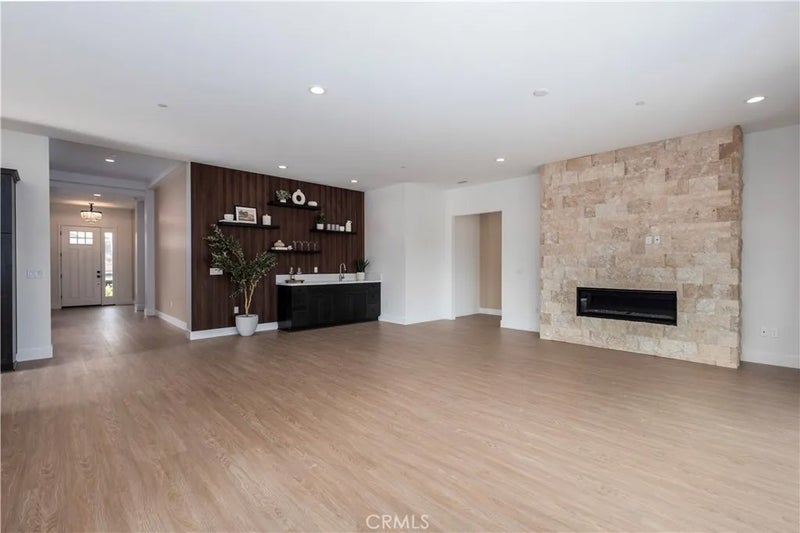 6600 Valle Verde Lane