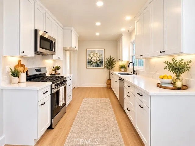 1119 Angelcrest Drive