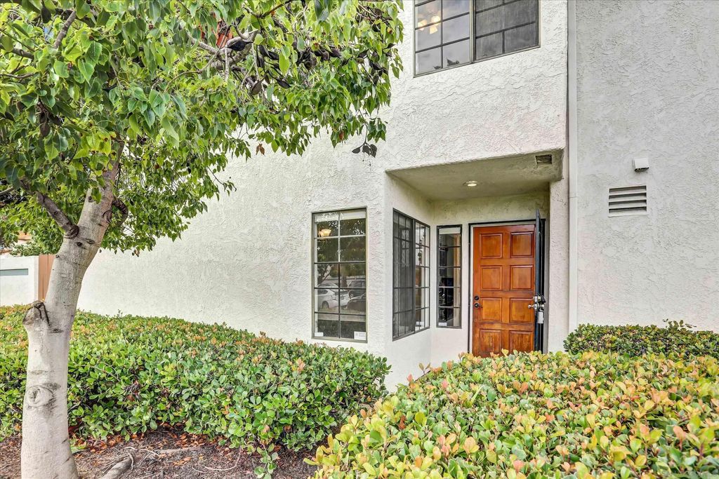 Photo of 1567 Apache Dr #A, Chula Vista, CA 91910 (MLS # 2600349)