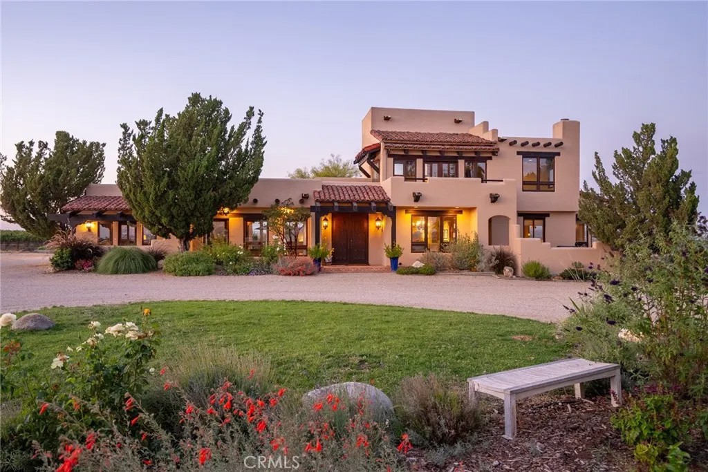 7010 Wilderness Lane