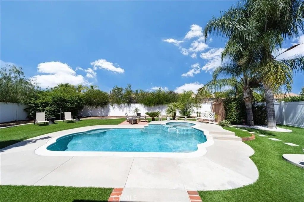 Photo of 32825 Canyon Crest, Wildomar, CA 92595 (MLS # SW26082748)