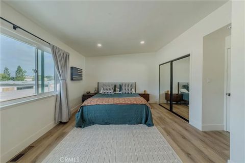 Tiny photo for 135 Morristown Ln, Costa Mesa, CA 92626 (MLS # OC25255425)