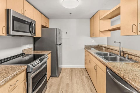 Tiny photo for 425 W Beech St #805, San Diego, CA 92101 (MLS # 260016871)