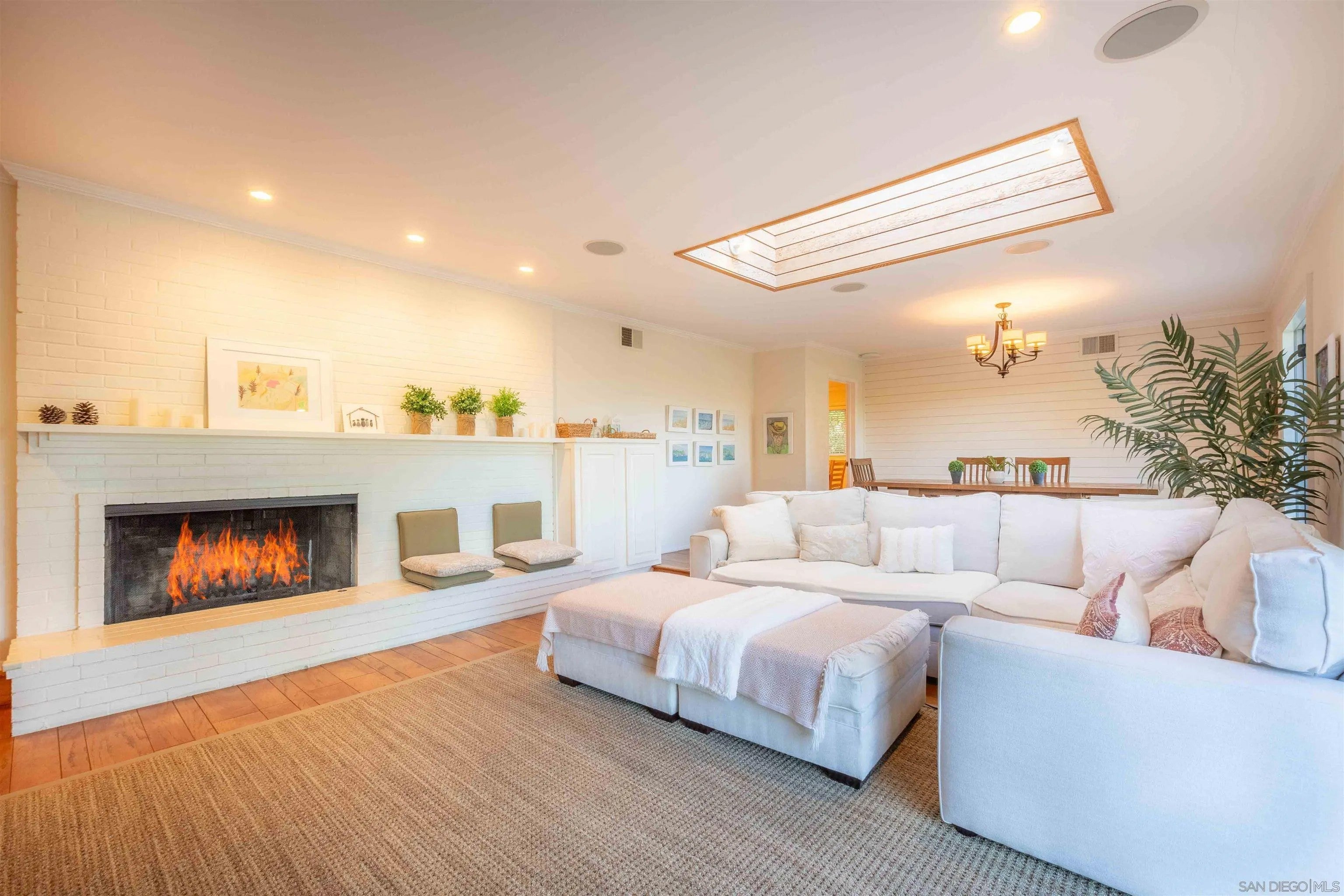 6275 La Jolla Scenic