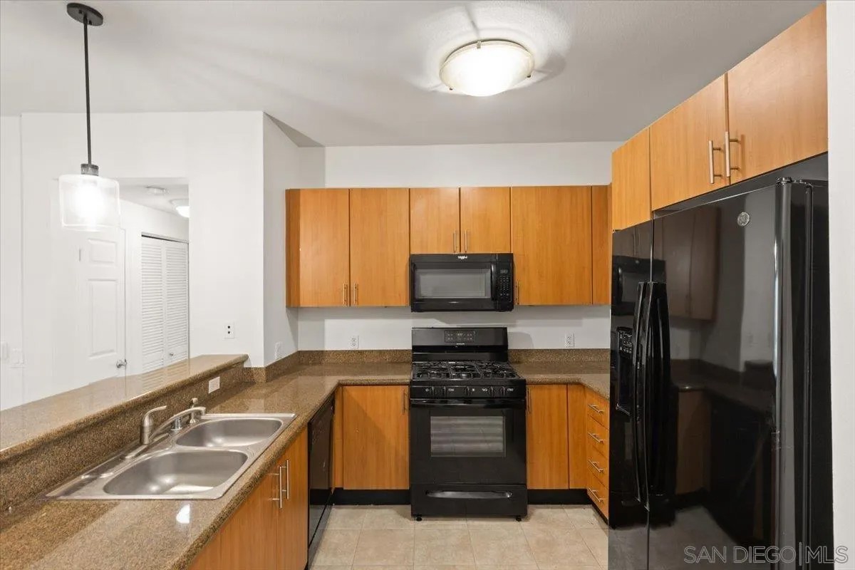 1465 C St 3418