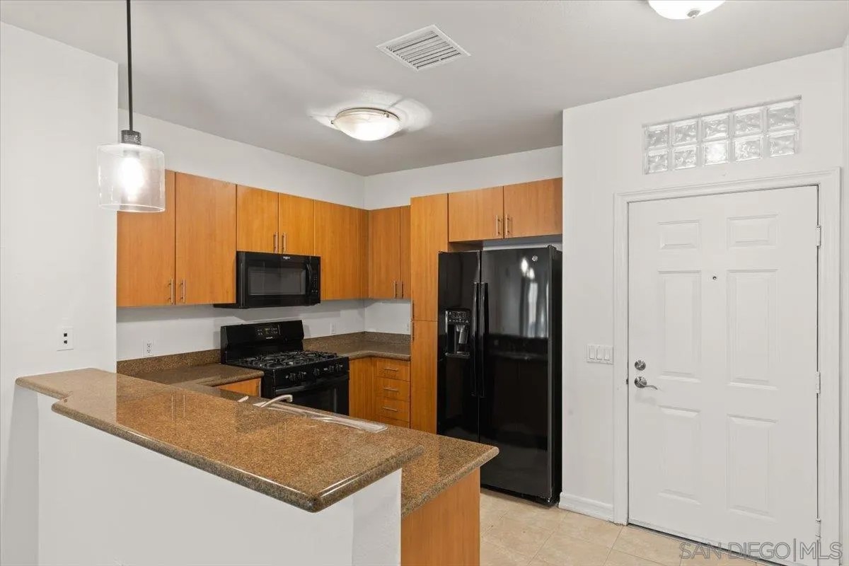 1465 C St 3418