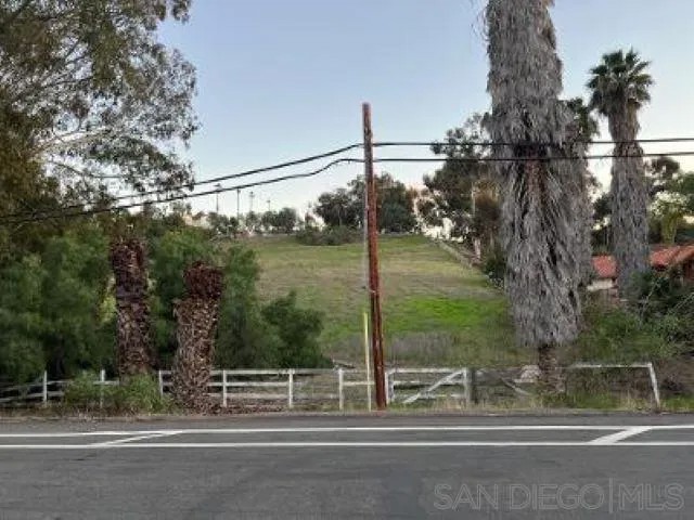 3680 MESA VISTA WAY
