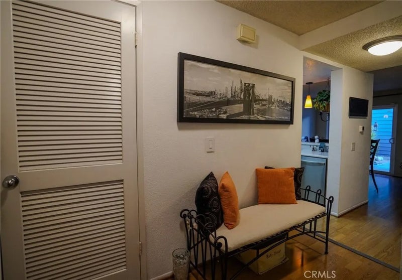 15735 Nordhoff 26