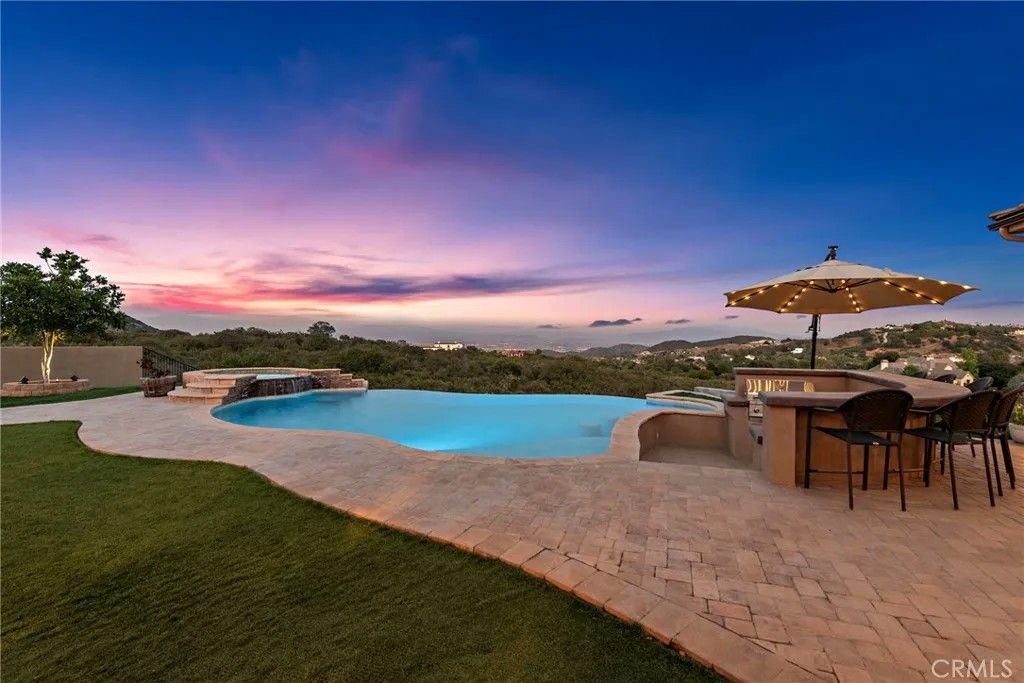 Photo of 38150 Via Huerta, Murrieta, CA 92562 (MLS # OC25138905)