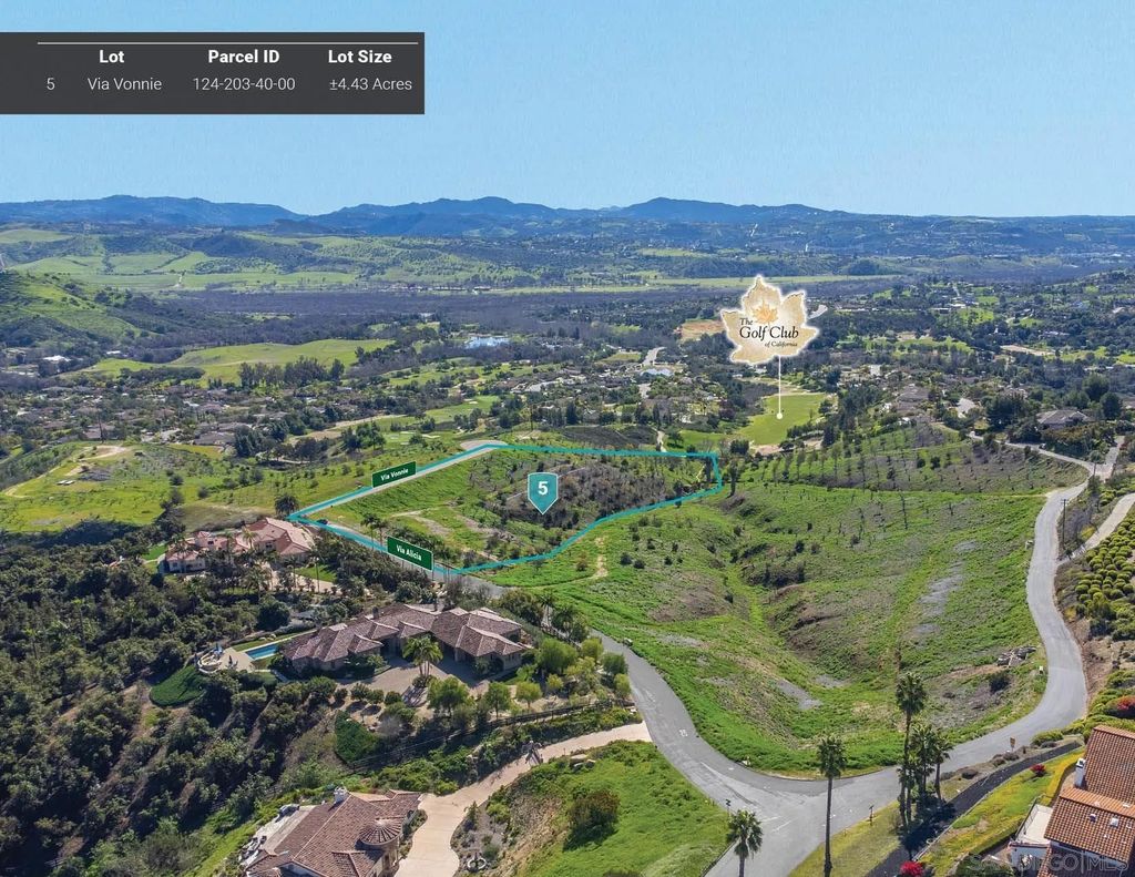 Photo of 0000 Via Vonnie 5, Fallbrook, CA 92028 (MLS # 260005033)