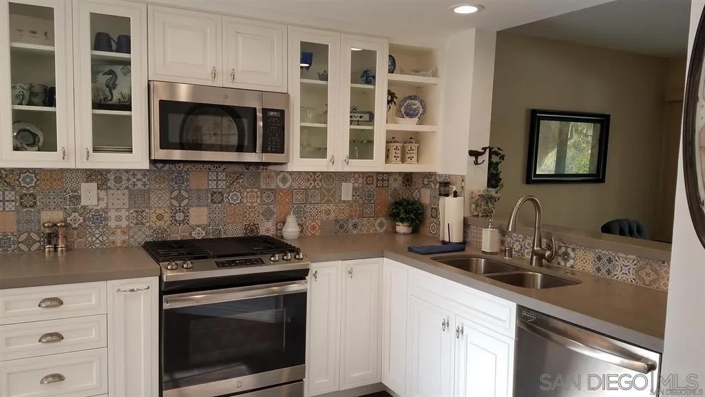 12307 Caminito Mira Del Mar