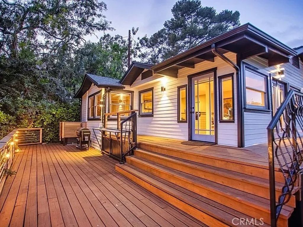 Photo of 2597 Dearborn, Los Angeles, CA 90068 (MLS # SR25281210)