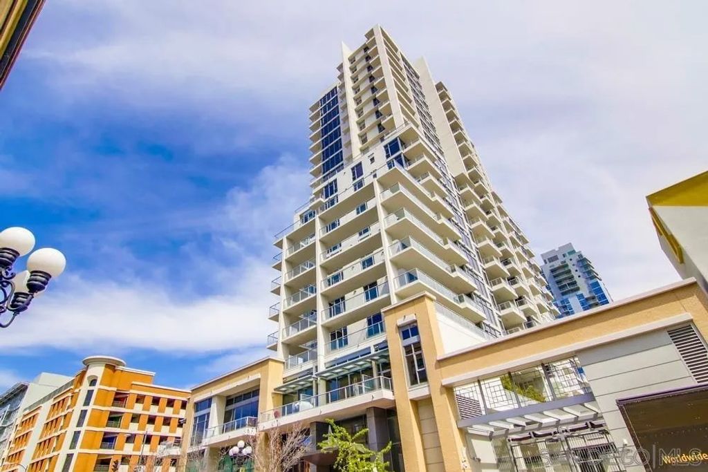 Photo of 575 6th Ave #1905, San Diego, CA 92101 (MLS # 260005610)