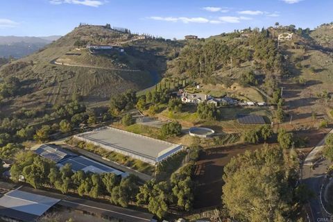 1160 Little Gopher Canyon Vista CA 92084