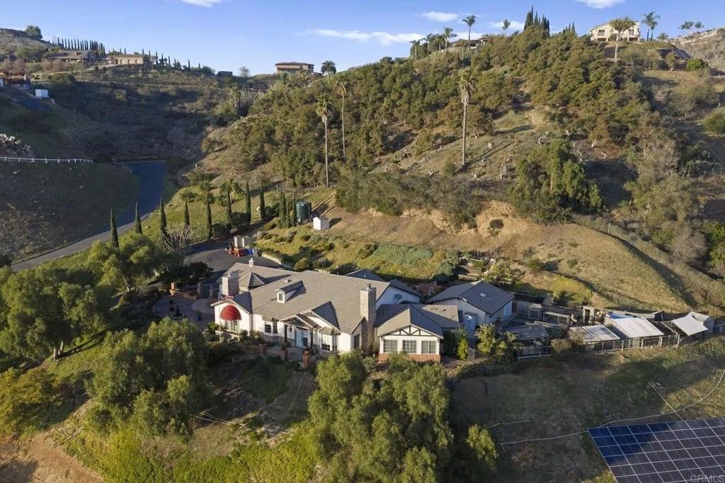 Photo of 1160 Little Gopher Canyon, Vista, CA 92084 (MLS # NDP2600445)