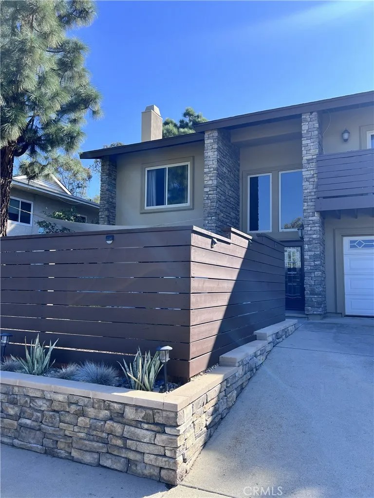 31241 Old River Road