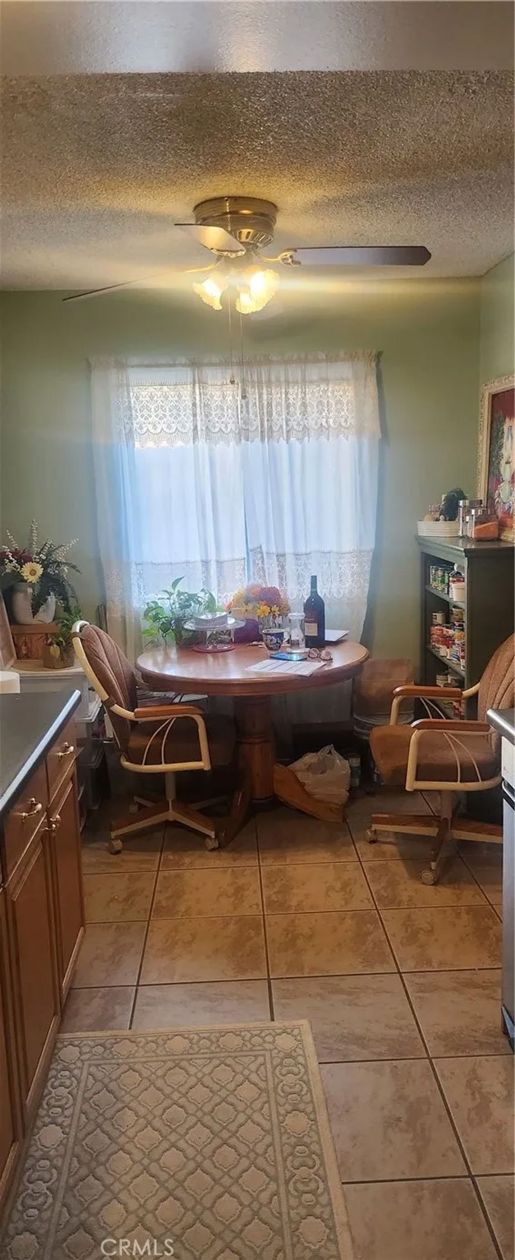 Photo of 572 San Rogelio St, Hemet, CA 92545 (MLS # SW26024577)