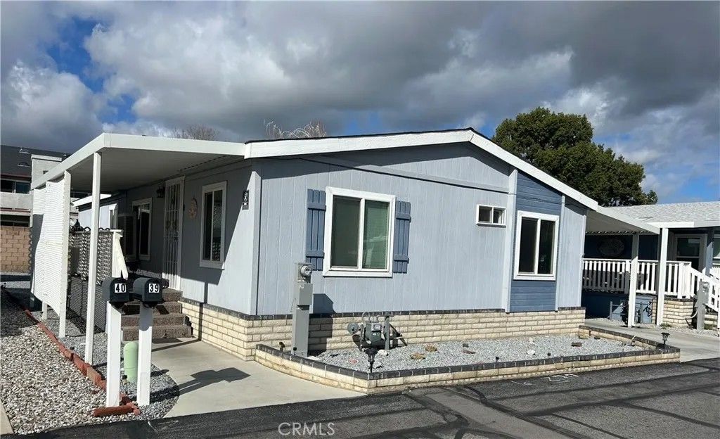 Photo of 655 E Main St #39, San Jacinto, CA 92583 (MLS # SW26034954)