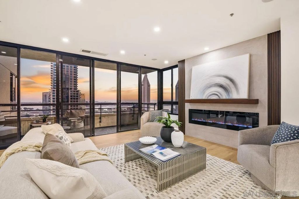 Photo of 700 Front Street #1402, San Diego, CA 92101 (MLS # 250046379)