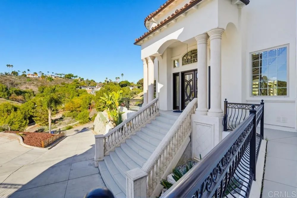 4233 Sweetwater Road