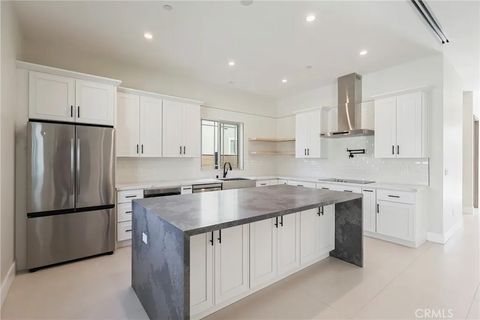 Tiny photo for 10347 Mapledale Street, Bellflower, CA 90706 (MLS # DW25252881)