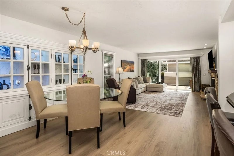 994 Bayside Cove