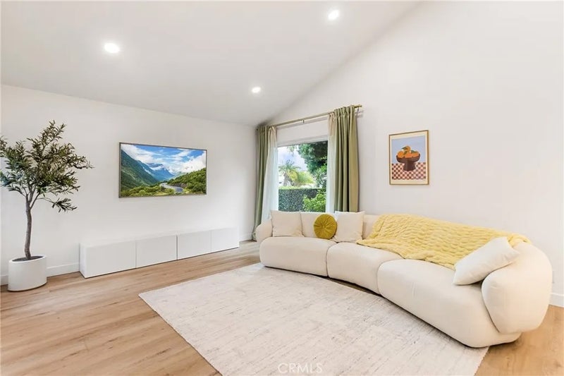 1242 Candlewood