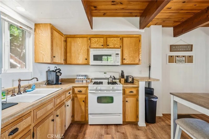 2409 Spring Oak
