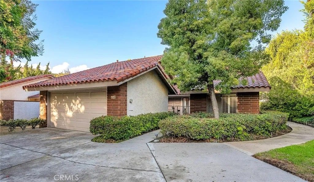 Photo of 4059 Stoneriver Ct, Westlake Village, CA 91362 (MLS # SR25240407)