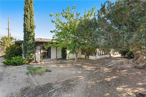 Tiny photo for 15921 Sultana Street, Hesperia, CA 92345 (MLS # HD25249716)