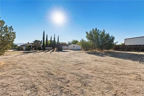 Tiny photo for 15921 Sultana Street, Hesperia, CA 92345 (MLS # HD25249716)