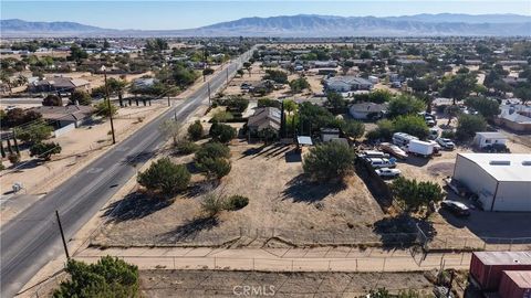 Tiny photo for 15921 Sultana Street, Hesperia, CA 92345 (MLS # HD25249716)