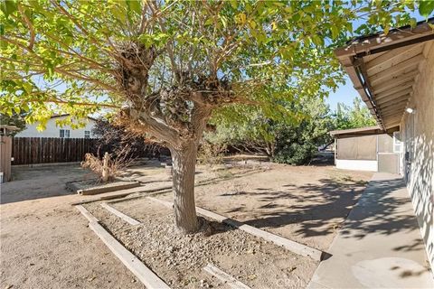 Tiny photo for 15921 Sultana Street, Hesperia, CA 92345 (MLS # HD25249716)