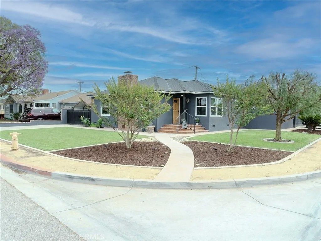 Photo of 7152 Hidalgo St, Buena Park, CA 90621 (MLS # CV26078162)