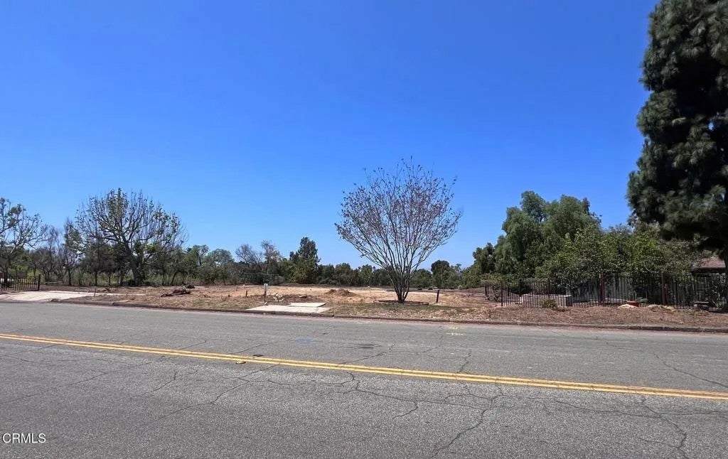 637 Valley Vista